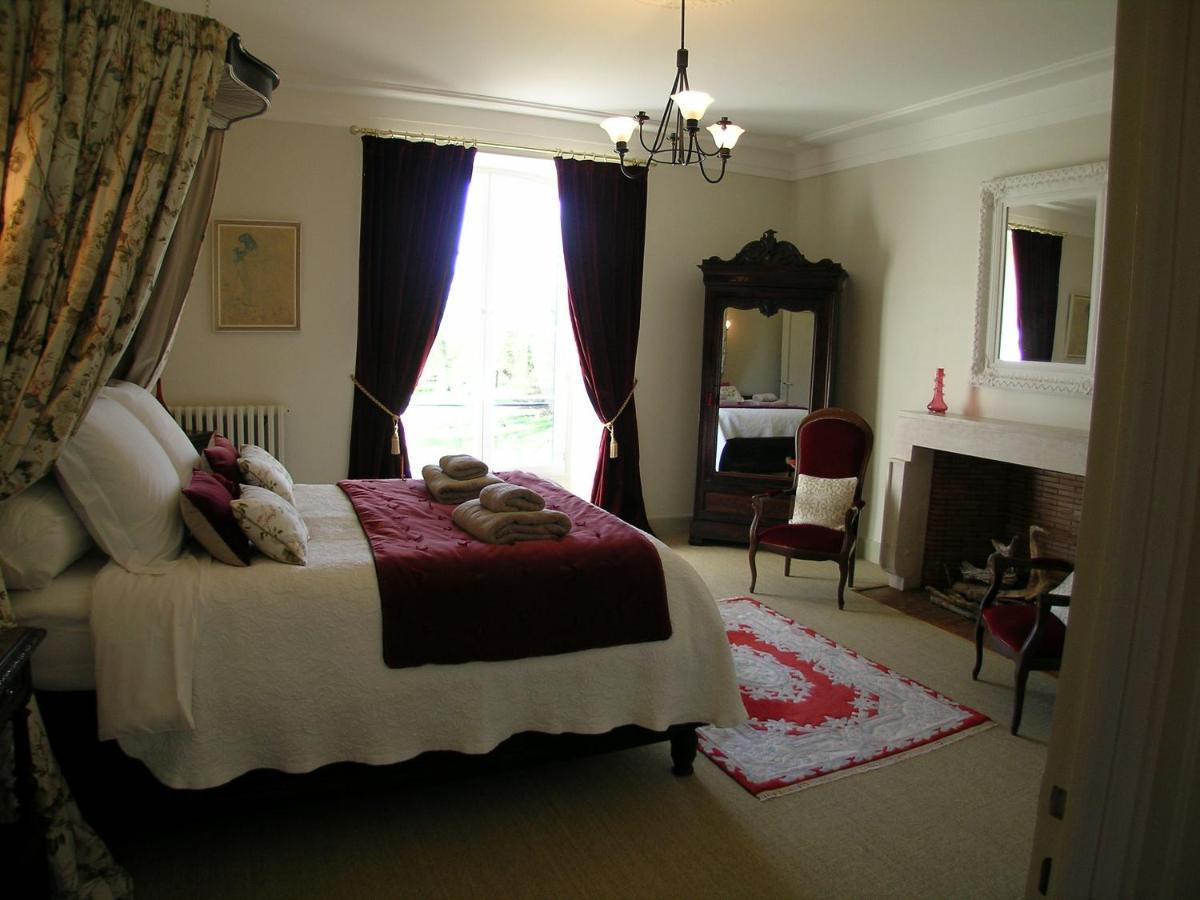 Chateau Du Bourbet Cherval Eksteriør bilde