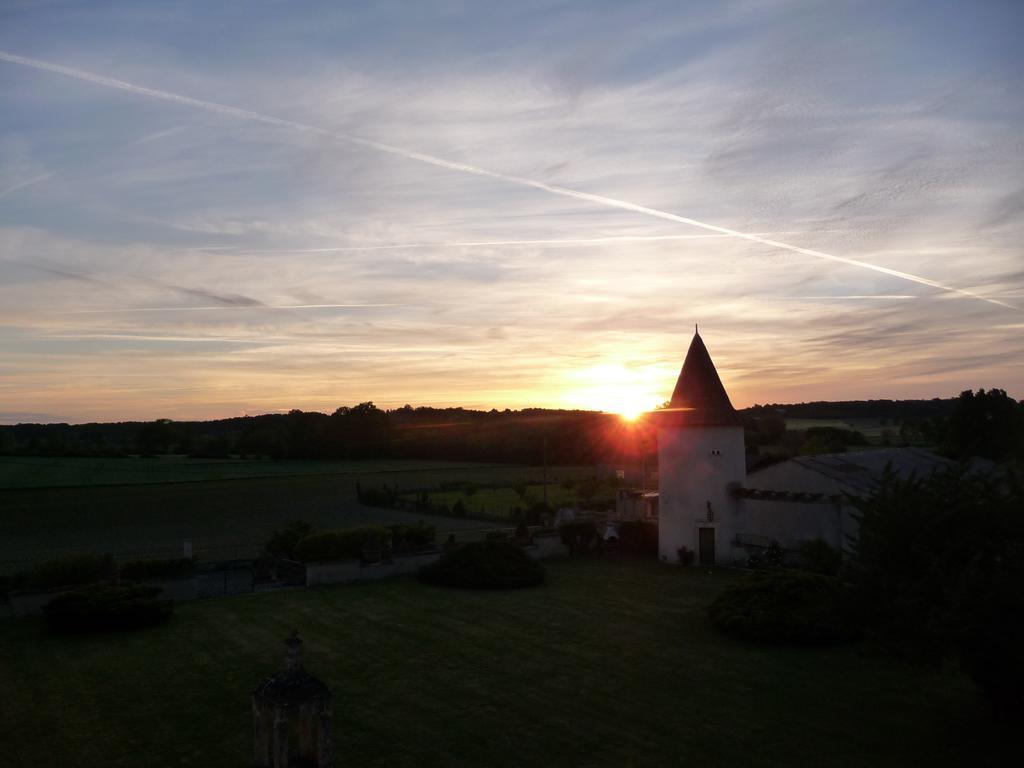 Chateau Du Bourbet Cherval Eksteriør bilde